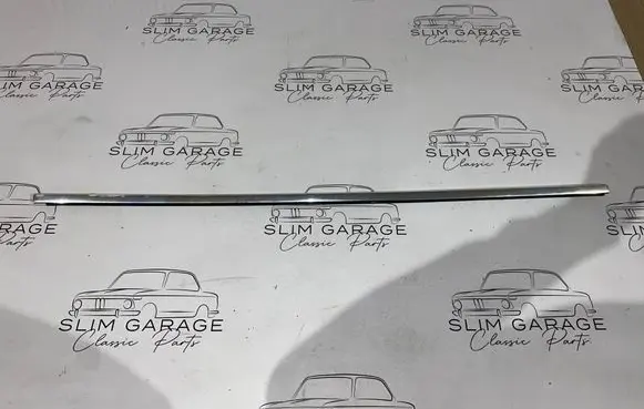 BMW 7 E38 Front door windshield rail 
