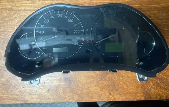 Toyota Avensis T250 Speedometer (instrument cluster) 8380005A70C MB2574305235