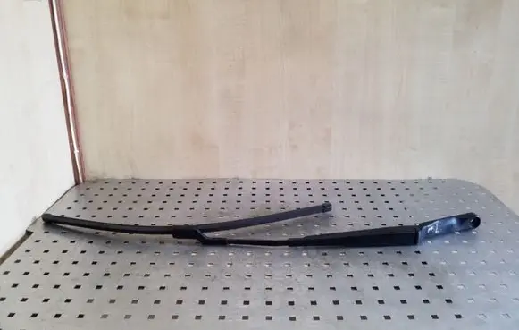 Opel Astra J Front wiper blade arm 13289890