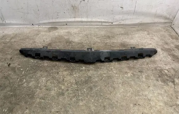Mercedes-Benz C W205 Front bumper mounting bracket A2058851165