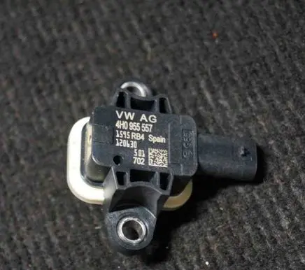 Audi A6 S6 C7 4G Airbag deployment crash/impact sensor 4H0955557