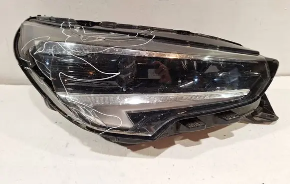 Opel Corsa F Headlight/headlamp 39162659