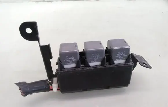 Subaru Forester SH Relay mounting block RB203300B