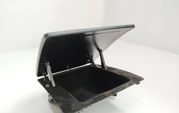 Volkswagen Touran I Glove box 1T1857921B