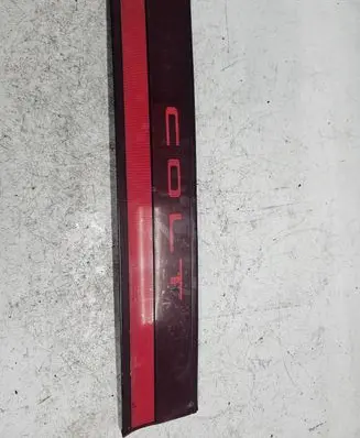 Mitsubishi Colt Rear light center trim bar blend 