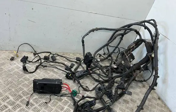 BMW i3 Engine installation wiring loom