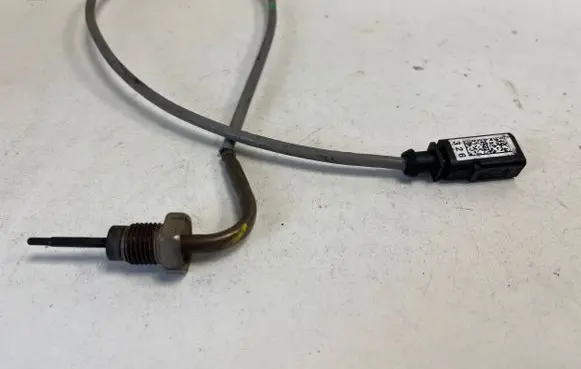 Skoda Superb B8 (3V) Exhaust gas temperature sensor 1J0973802