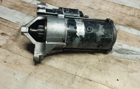 Peugeot 607 Starter motor