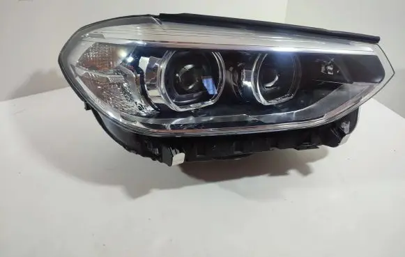 BMW X3 G01 Headlight/headlamp 8739652