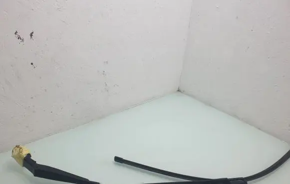Citroen C4 Grand Picasso Front wiper blade arm 9676370680