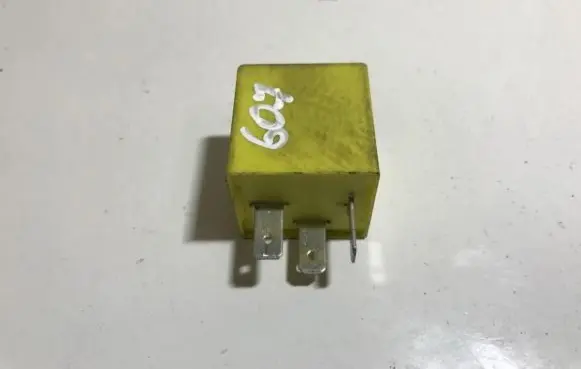Peugeot 607 Other relay 9638603580
