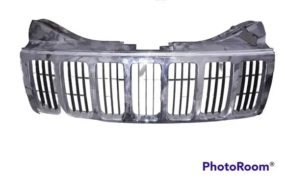 Jeep Grand Cherokee (WK) Front grill 5JF94TRMAE