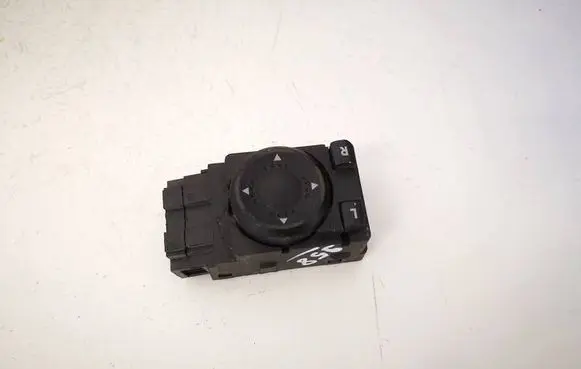 Volkswagen PASSAT B5 Wing mirror switch 3B1959565B