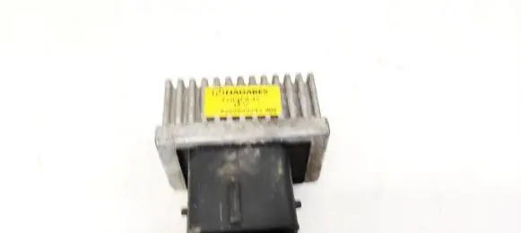 Renault Scenic III - Grand scenic III Glow plug pre-heat relay 8200859243
