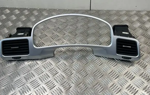 Volkswagen Touareg II Dashboard trim 7P1819703A 7P1819728A 7P1857189B