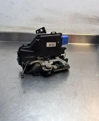 Volkswagen Phaeton Rear door lock 3D1837016 PA6630GGF E840298002