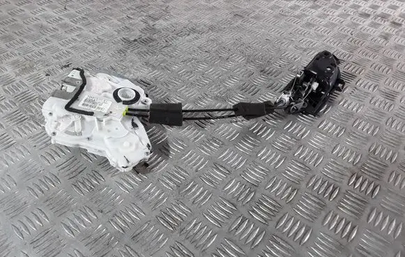 Honda CR-V Rear door lock 4371 7265SWAE1