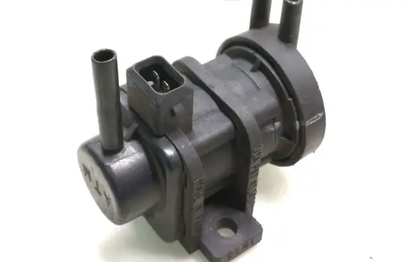 Volvo S70 V70 V70 XC Turbo solenoid valve 4534375