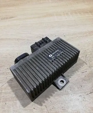 Renault Laguna II Glow plug pre-heat relay 7700111525