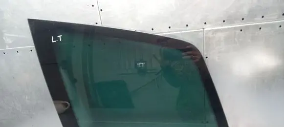 Ford Focus C-MAX Rear side window
