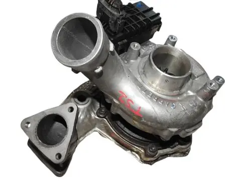 Audi A6 C7 Turbo 059145874L