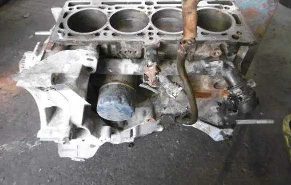 Renault Fluence Engine block K4MV838