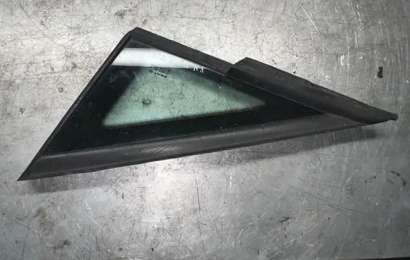 Seat Ibiza IV (6J,6P) Front triangle window/glass DOT459M532AS2 43R001564