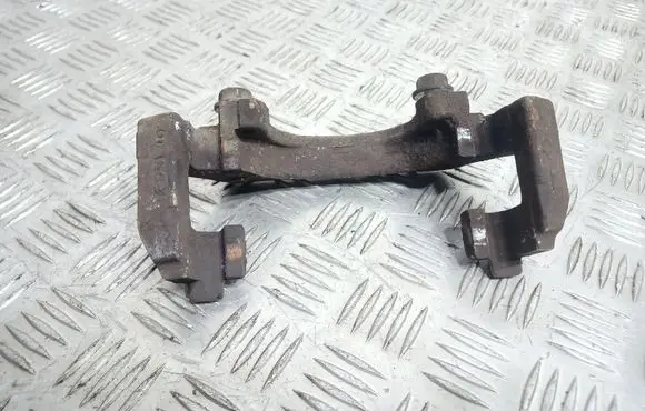 BMW 1 E81 E87 Front Brake Caliper Pad/Carrier 