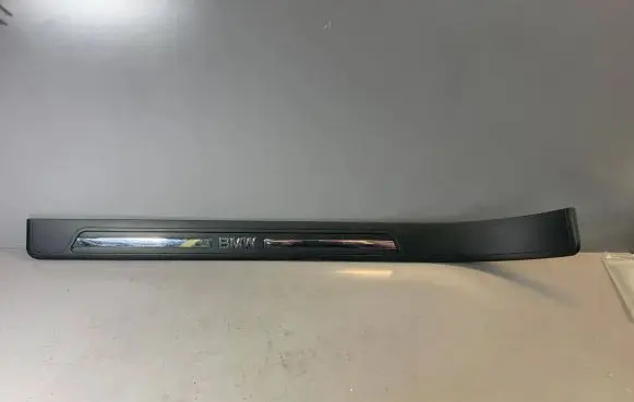 BMW 7 E38 Front sill trim cover 8220219 51488220219 51478125935