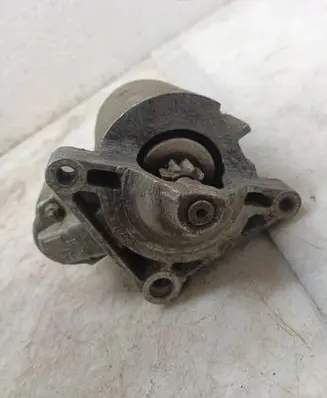Peugeot 205 Starter motor 402171