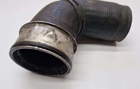 Volkswagen Polo IV 9N3 Intercooler hose/pipe 6Q0145838J