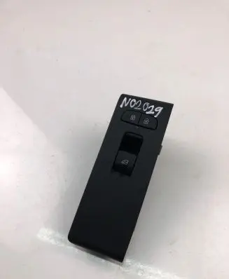 Volvo XC40 Electric window control switch 31456060