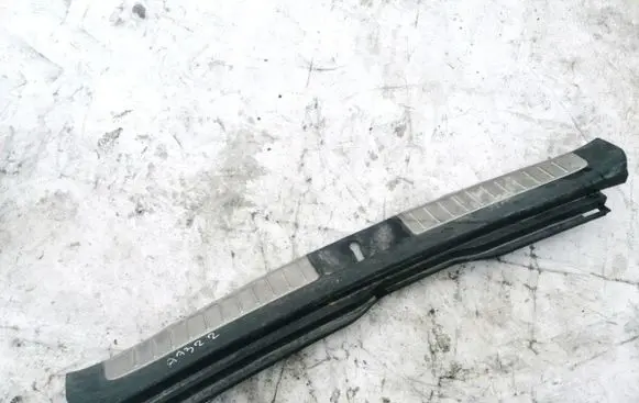 Toyota Avensis T250 Other trunk/boot trim element 5838705090 58387-05090