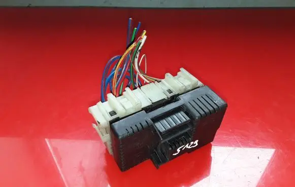 Ford Mondeo MK IV Fuse module BS7T14K131AA