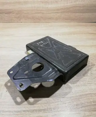 Mazda 626 ABS control unit/module G35067650