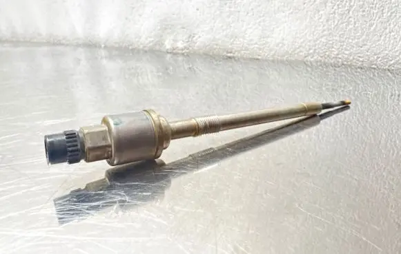 Opel Insignia A Glow plug 55564163 0913410592221 0203010901