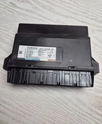 Volvo XC70 Comfort/convenience module 6G9119G481AK