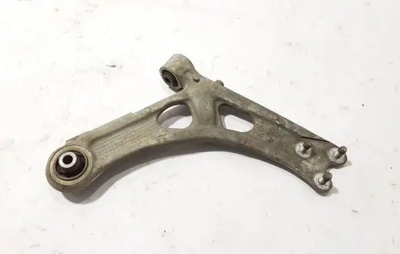 Citroen DS7 Crossback Front lower control arm/wishbone 9815014680