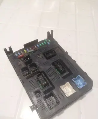 Citroen C5 Fuse module 216761594