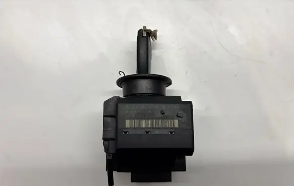 Mercedes-Benz E W211 Ignition lock 2115451008