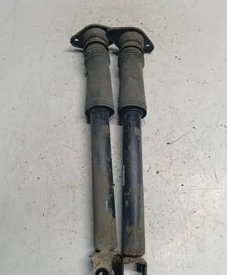 KIA Sportage Rear shock absorber/damper 553003U010S6 553003U010