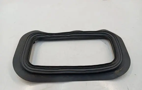 Mercedes-Benz C W205 Engine compartment rubber T1027891E