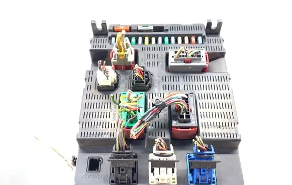 Peugeot 207 Other control units/modules 9663798280