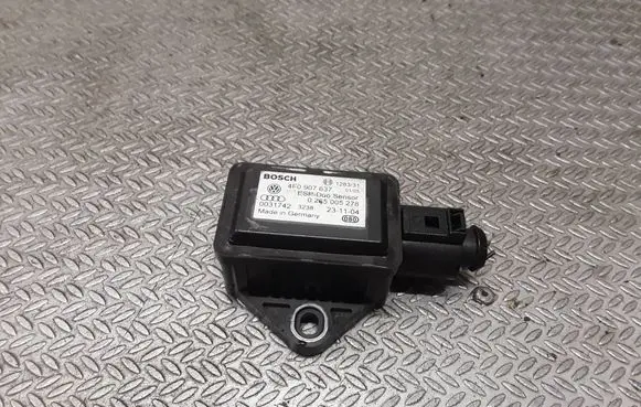 Audi A4 S4 B7 8E 8H ESP acceleration yaw rate sensor 4F0907637 0265005278