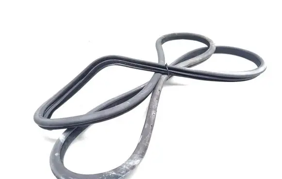 Mercedes-Benz C W203 Front door rubber seal 