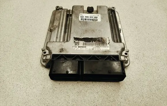 Audi A4 S4 B8 8K Engine control unit/module 03L906022MK 27321881