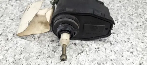 Hyundai Excel II Headlight level adjustment motor 004375-29