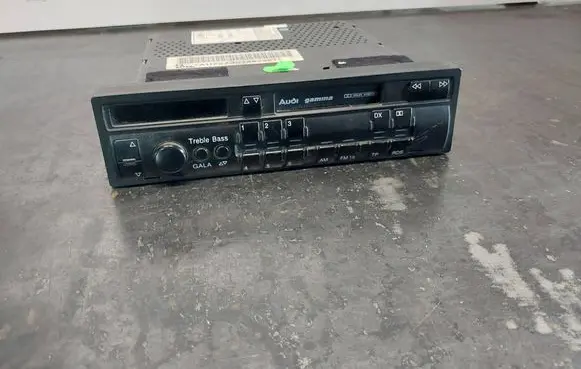 Radio/CD/DVD/GPS head unit