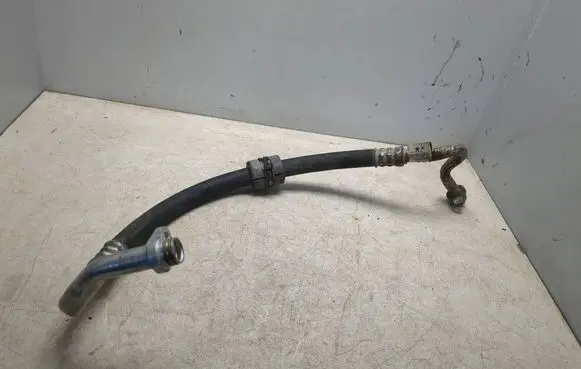 Peugeot 3008 II Air conditioning (A/C) pipe/hose 9806581680