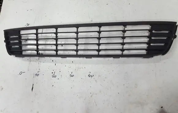 Volkswagen Caddy Front bumper lower grill